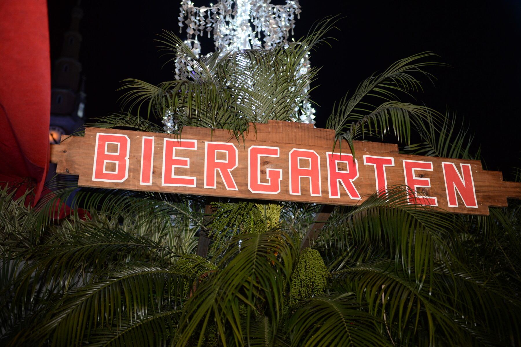 biergarten (35).JPG